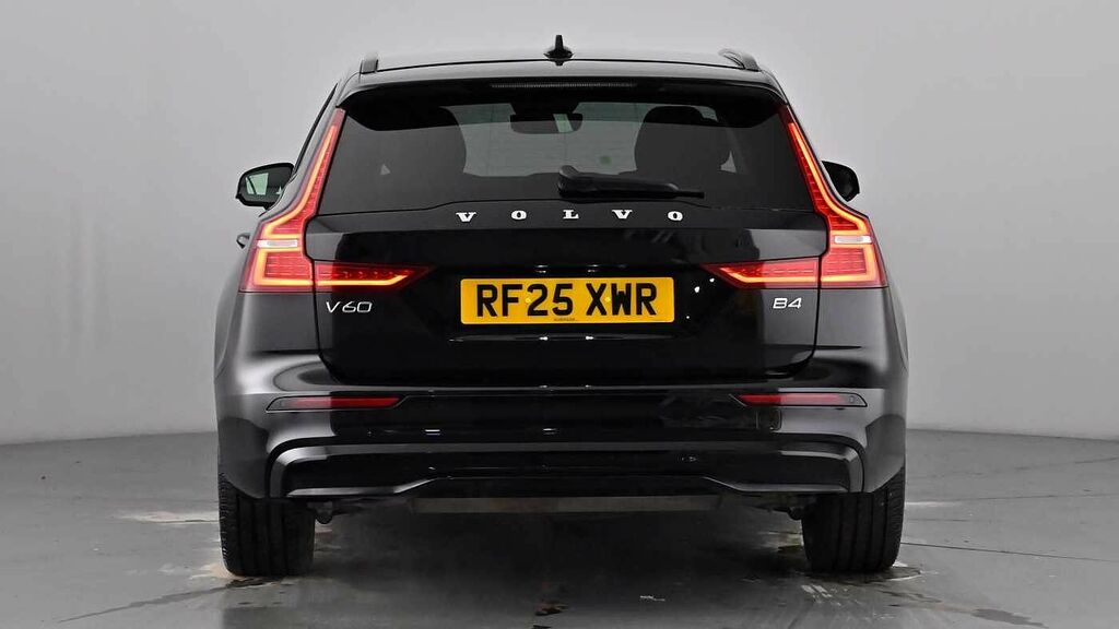 Volvo V60 Plus, B4 Mild Hybrid, Dark RF25XWR Black #5