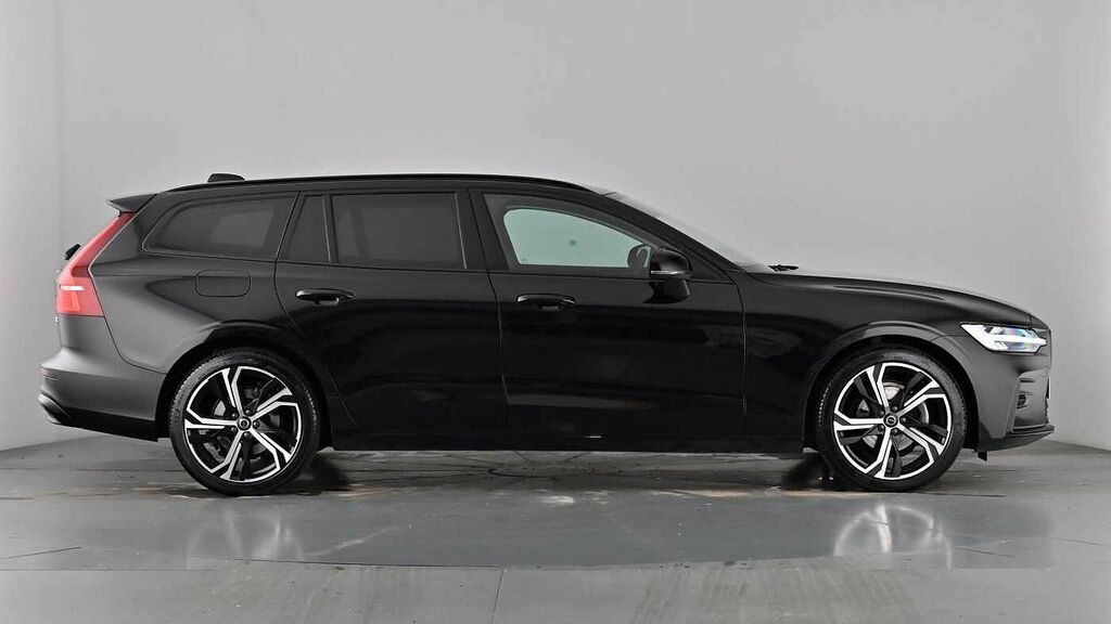 Volvo V60 Plus, B4 Mild Hybrid, Dark RF25XWR Black #3