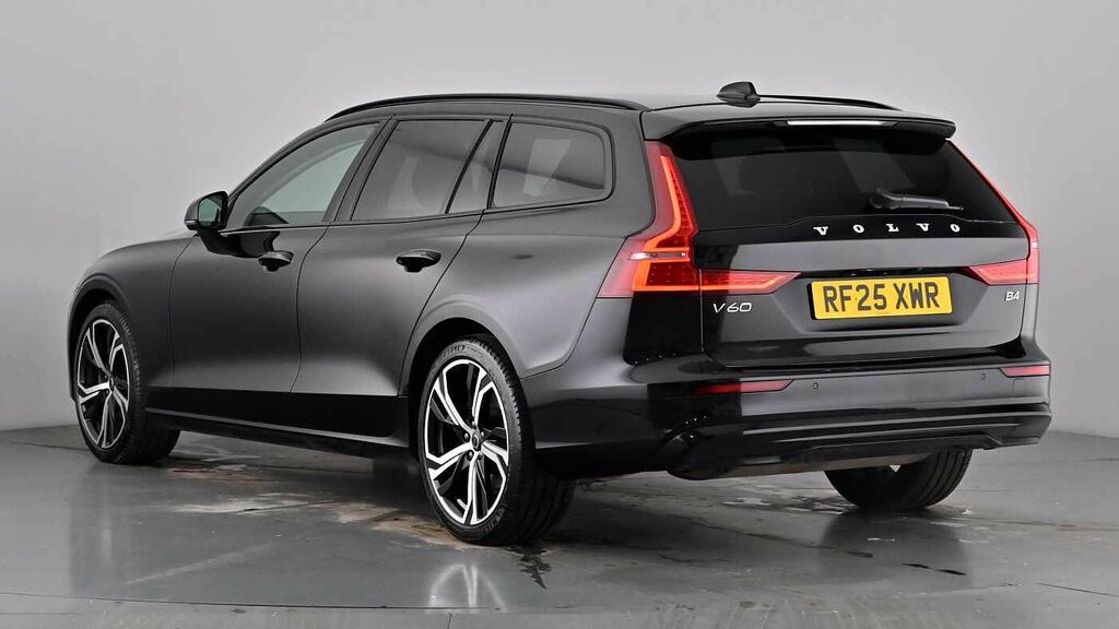 Volvo V60 Plus, B4 Mild Hybrid, Dark RF25XWR Black #2
