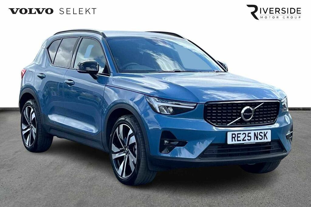 Volvo XC40 Plus, B3 Mild Hybrid, Dark RE25NSK Blue #2