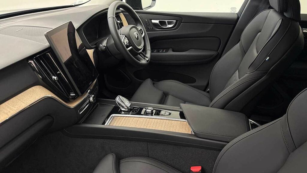 Volvo XC60 Plus, B5 Awd Mild Hybrid, Dark RF25AYT Blue #3