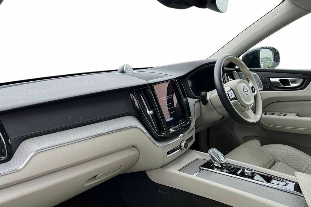 Volvo XC60 Ultra, B5 Awd Mild Hybrid, Dark RV25VMD Blue #4