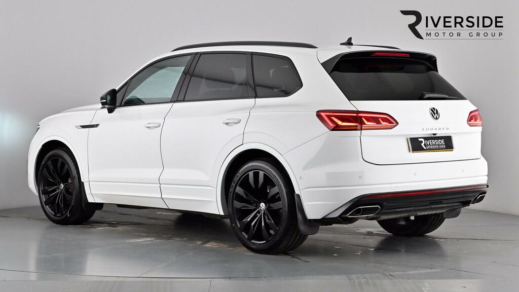 Volkswagen Touareg 3.0 Tdi V6 Black Edition Tiptronic 4Motion Euro 6 KT71FBO White #4