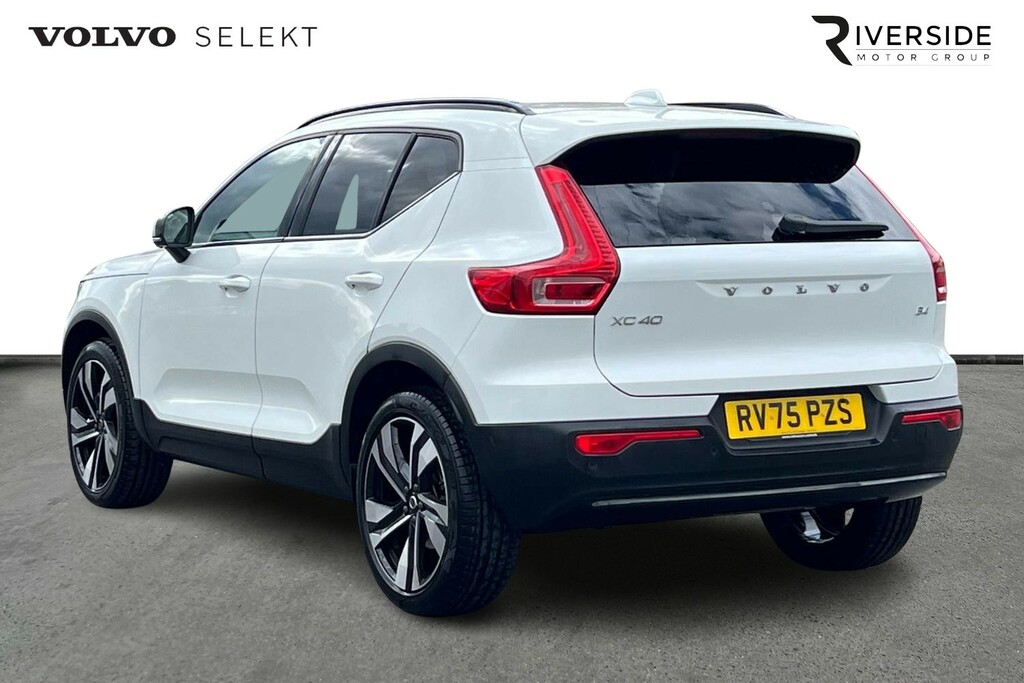 Volvo XC40 Ultra, B4 Mild Hybrid, Dark RV75PZS White #6