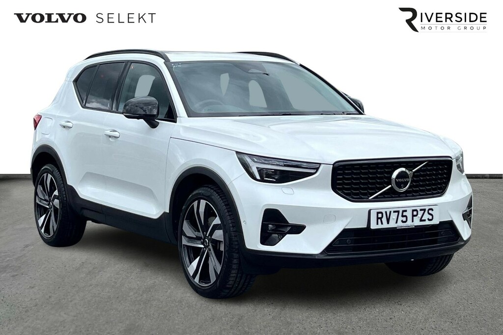Volvo XC40 Ultra, B4 Mild Hybrid, Dark RV75PZS White #2