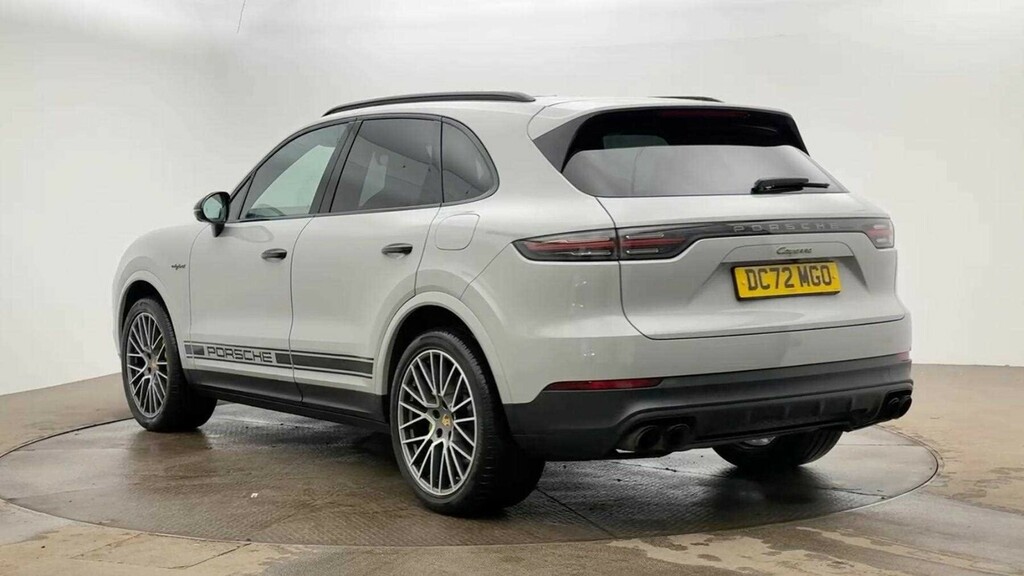 Porsche Cayenne 3.0 V6 E-hybrid 17.9Kwh Platinum Edition Tiptronic DC72MGO #3