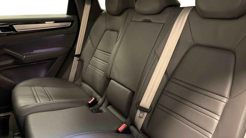 Porsche Cayenne 3.0 V6 E-hybrid 17.9Kwh Platinum Edition Tiptronic DC72MGO #6