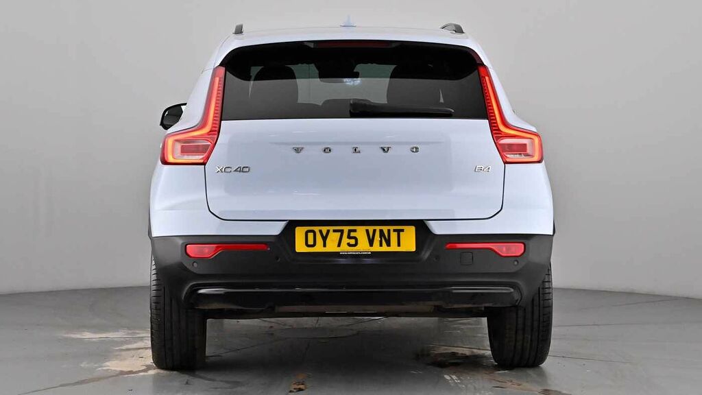 Volvo XC40 Plus, B4 Mild Hybrid, Dark OY75VNT Blue #5