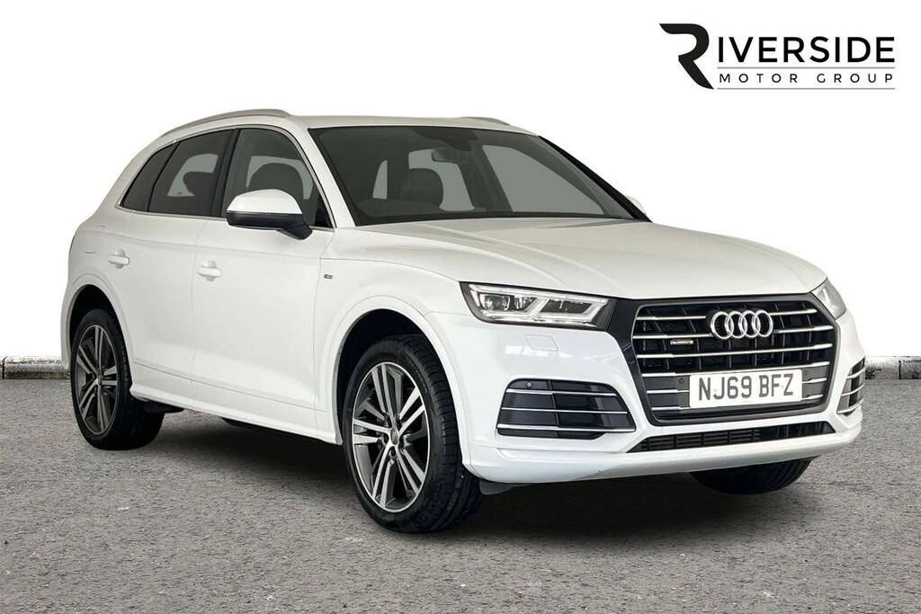 Audi Q5 2.0 Tfsie 55 S Line Competition S Tronic Quattro E White