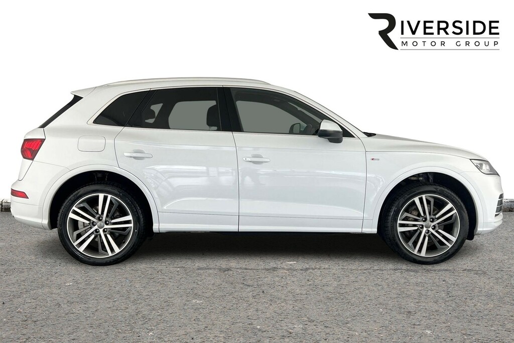 Audi Q5 2.0 Tfsie 55 S Line Competition S Tronic Quattro E NJ69BFZ White #4