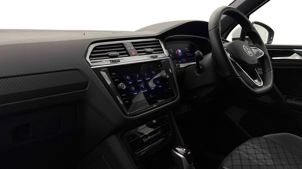 Volkswagen Tiguan 2.0 Tdi R-line Dsg Euro 6 Ss DC72COJ White #6