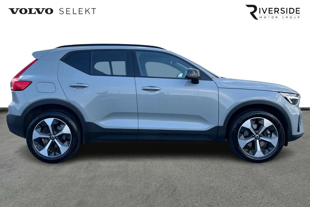 Volvo XC40 Plus, B3 Mild Hybrid, Dark RV75WBW Grey #4