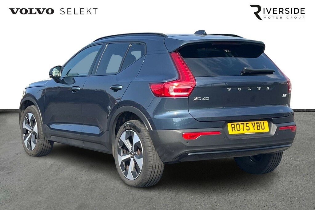 Volvo XC40 Plus, B3 Mild Hybrid, Dark RO75YBU Blue #3