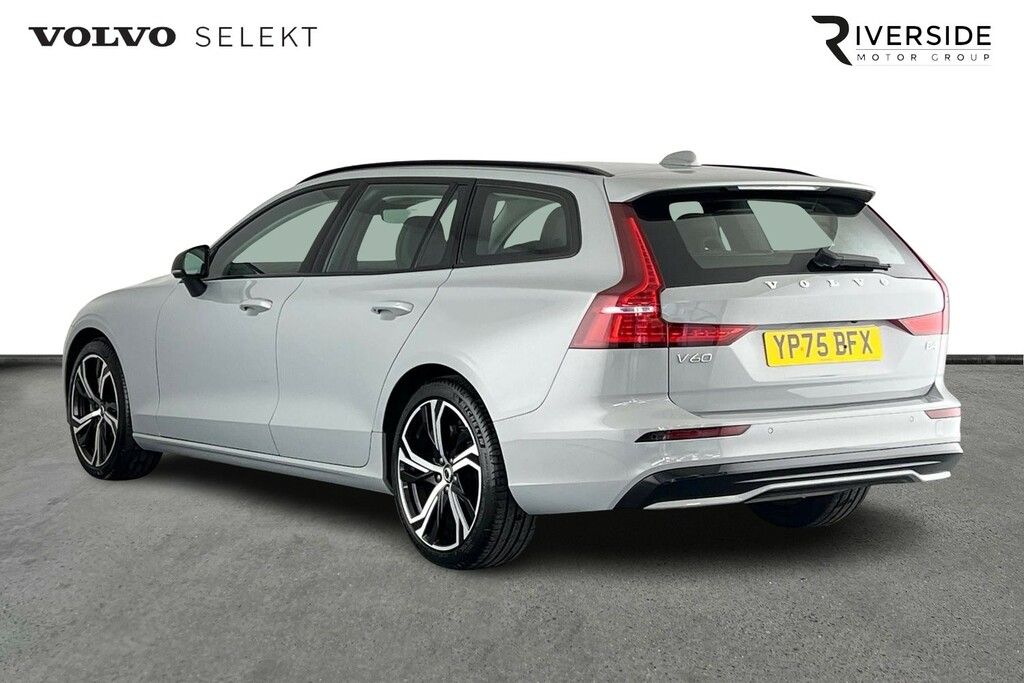 Volvo V60 B4 Plus, Mild Hybrid, Dark YP75BFX Grey #6