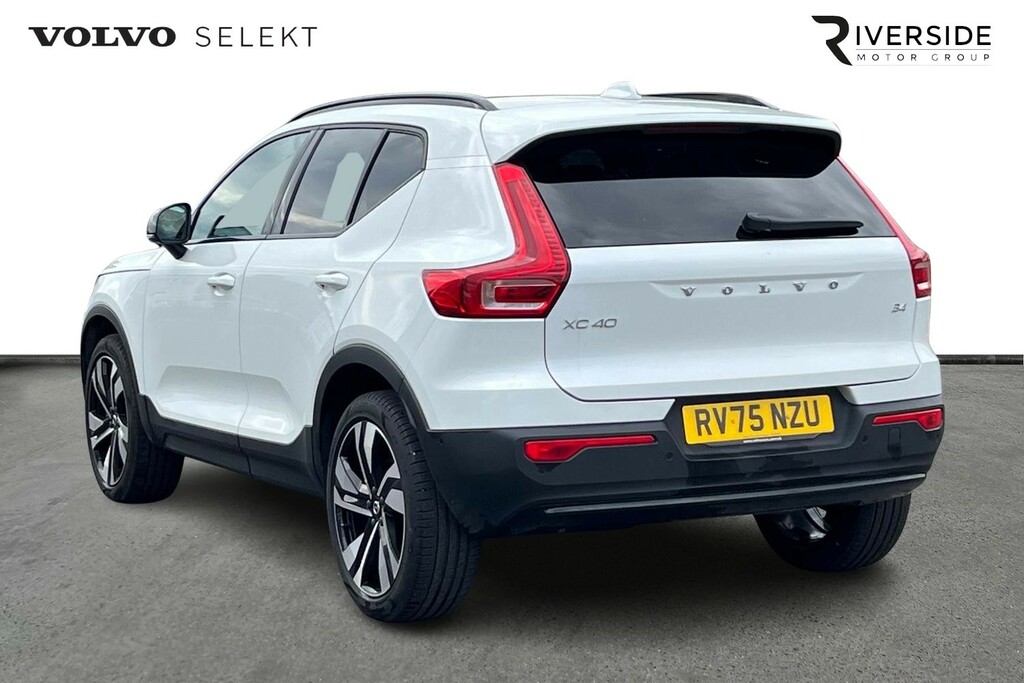 Volvo XC40 Ultra, B4 Mild Hybrid, Dark RV75NZU White #5