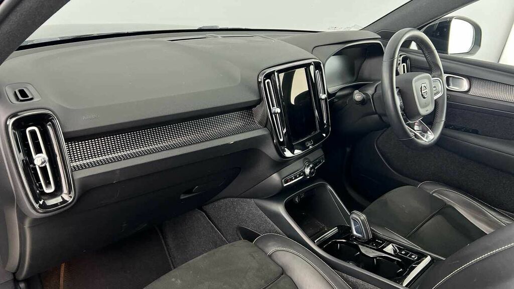 Volvo XC40 R-design Pro, T3 OY71ZPE Black #3