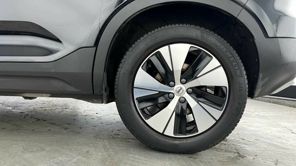Volvo XC40 Recharge Core, T4 Plug-in Hybrid, YP23JJE Black #5