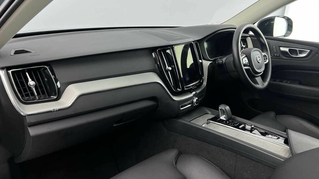 Volvo XC60 Plus, B4 Awd Mild Hybrid, Dark GJ23XNN Grey #3