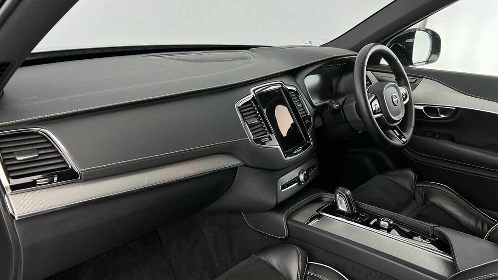 Volvo XC90 R-design Pro, B5 Awd Mild Hybrid, 7 Seats YP22RYW Black #3