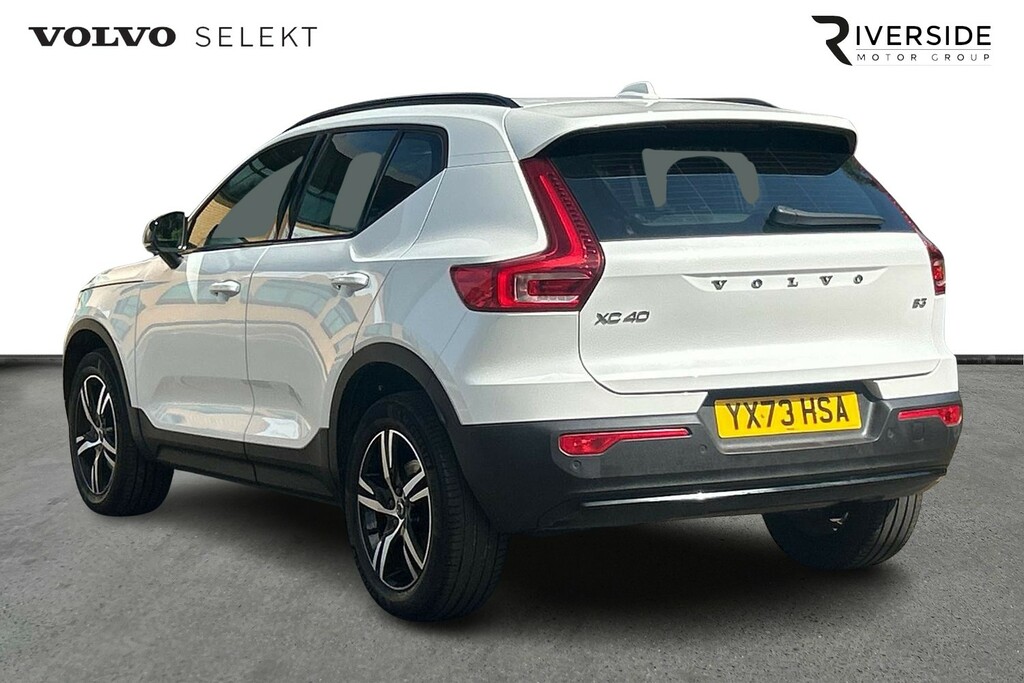 Volvo XC40 Plus, B3 Mild Hybrid, Dark YX73HSA White #5