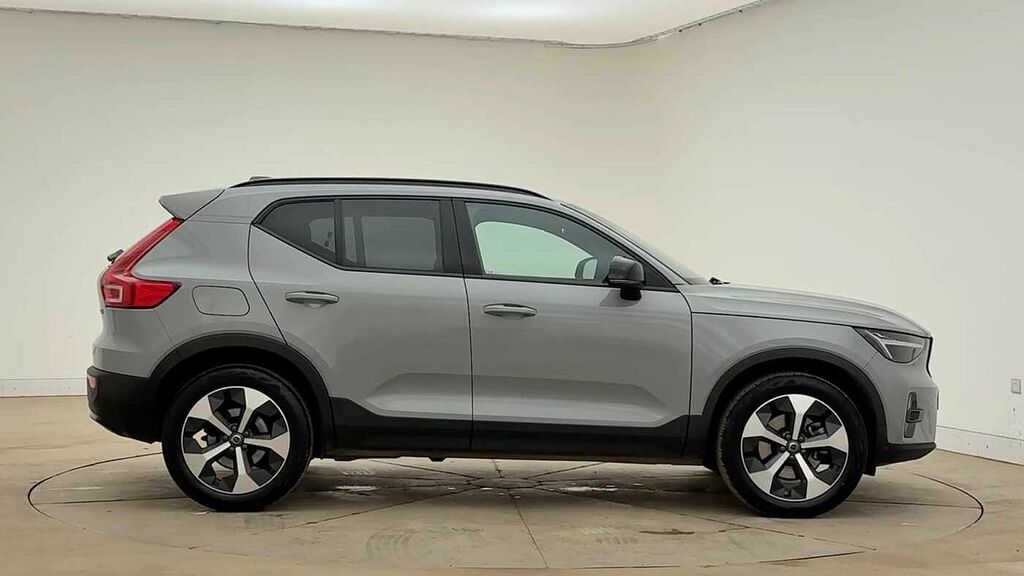 Volvo XC40 Plus, B4 Mild Hybrid, Dark RA25AZV Grey #4