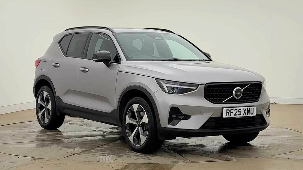 Volvo XC40 Plus, B4 Mild Hybrid, Dark Silver