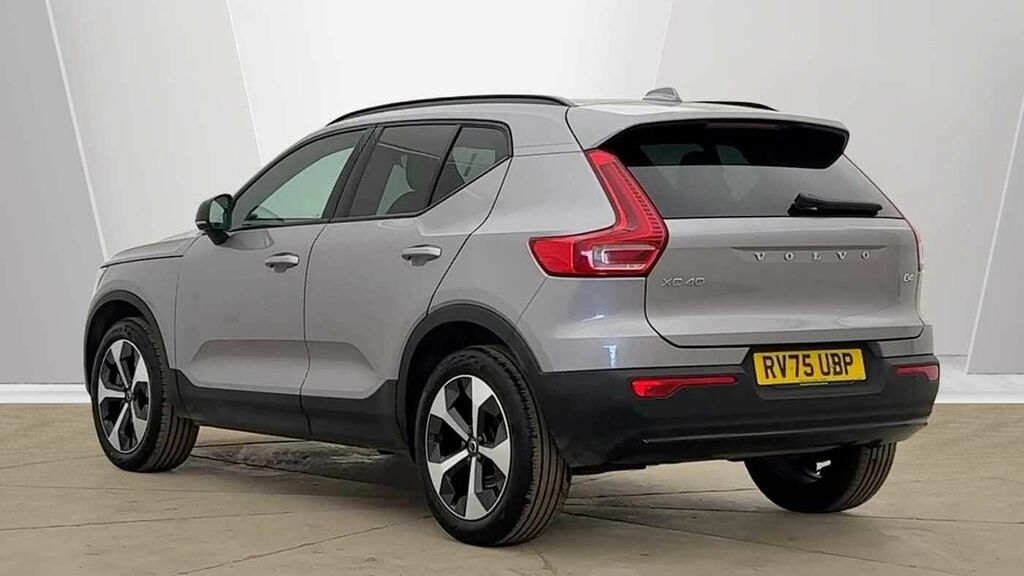 Volvo XC40 Plus, B4 Mild Hybrid, Dark RV75UBP Silver #2