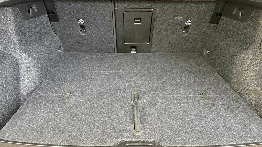 Volvo XC40 Ultra, B3 Mild Hybrid, Bright RV25WND Black #6