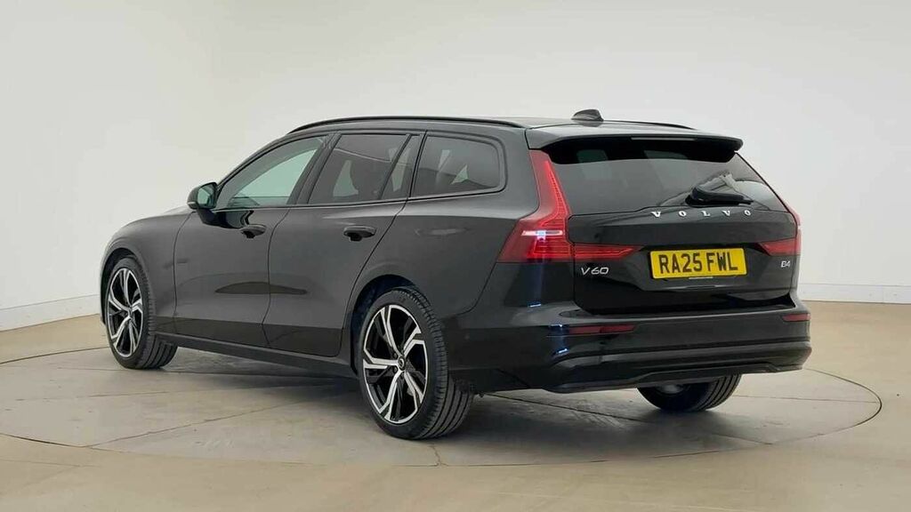 Volvo V60 Ultra, B4 Mild Hybrid, Dark RA25FWL Black #2