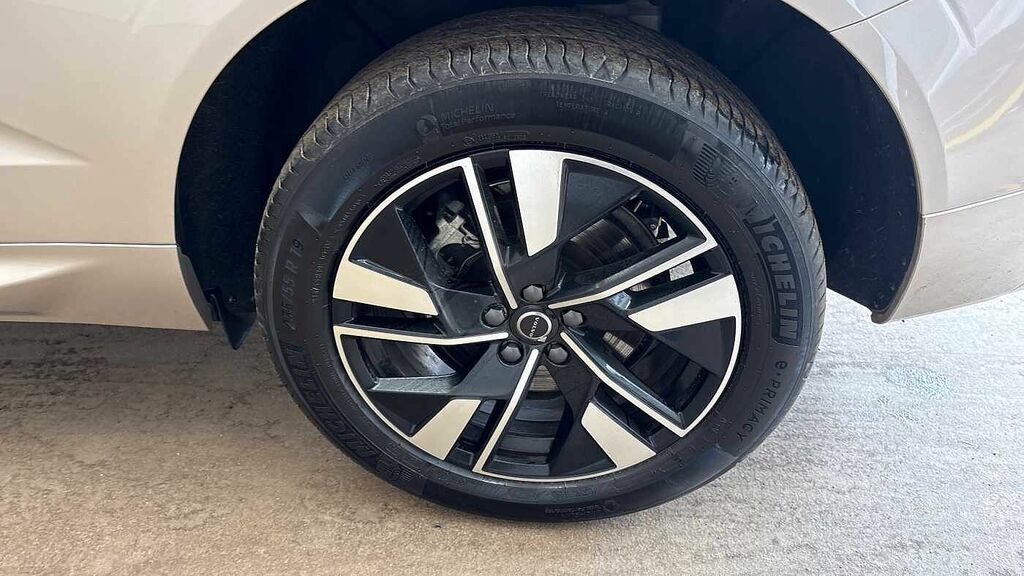 Volvo XC60 Plus, B5 Awd Mild Hybrid, Dark RF25AYW #5