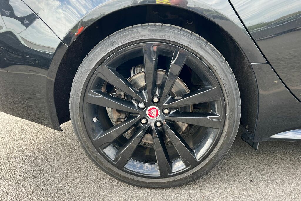 Jaguar XF 2.0D R-sport Sportbrake Euro 6 Ss Black #5