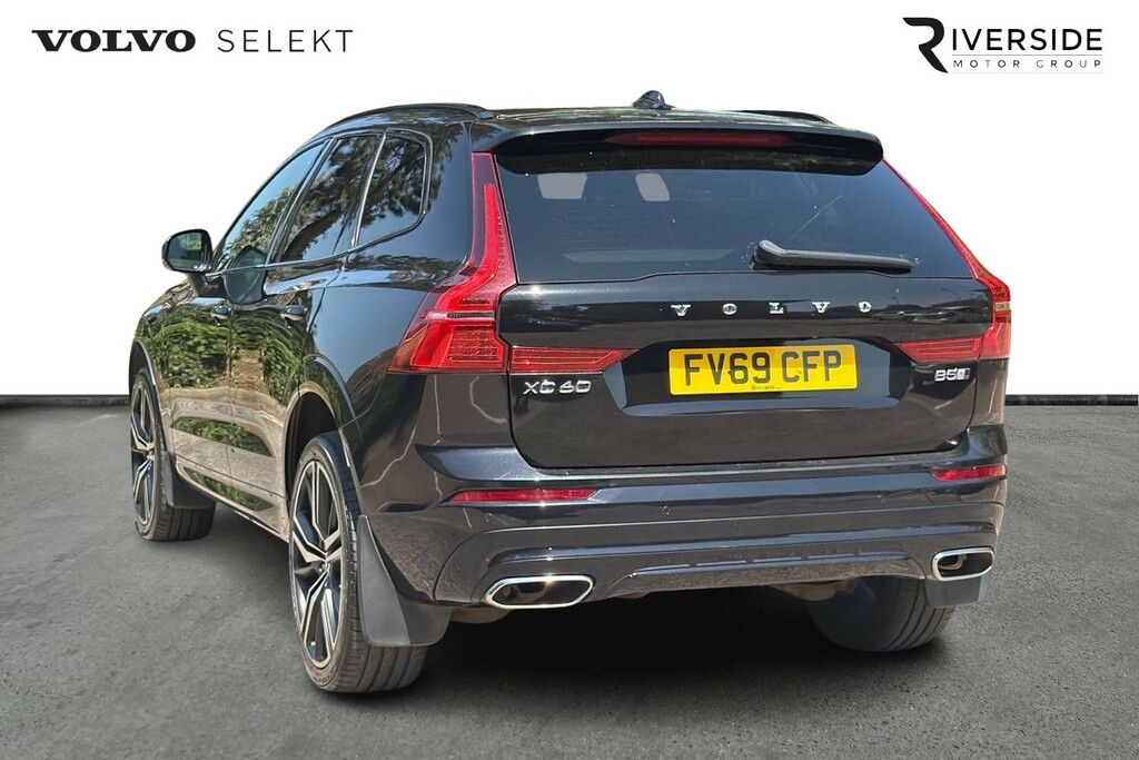 Volvo XC60 B5 Awd R-design Pro FV69CFP Black #5
