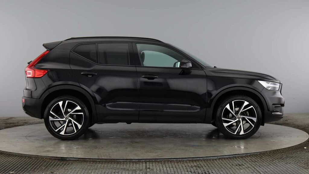Volvo XC40 R-design Pro, T3 DE22WSW Black #4