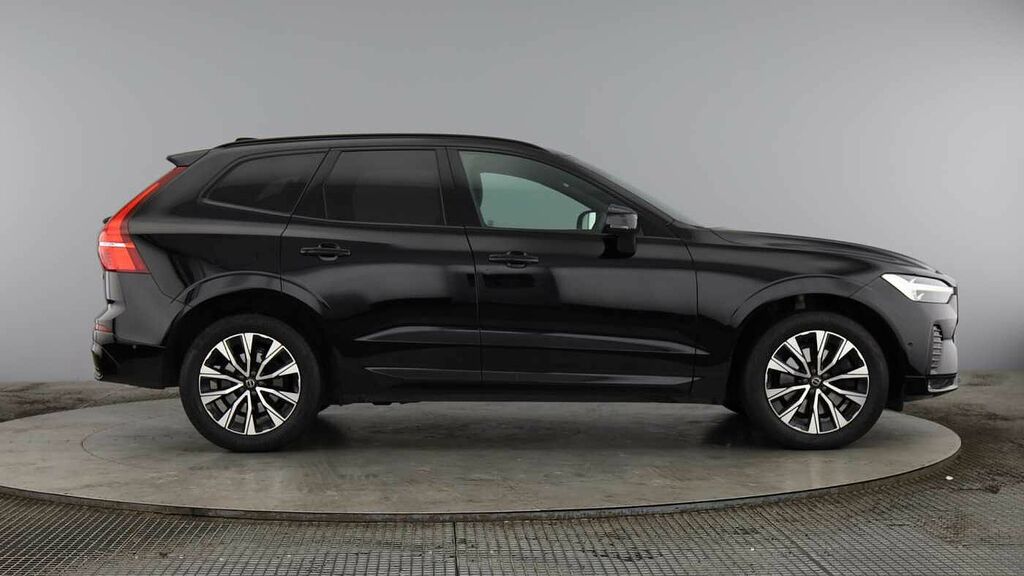 Volvo XC60 Plus, B4 Awd Mild Hybrid, Dark YF72NNU Black #4