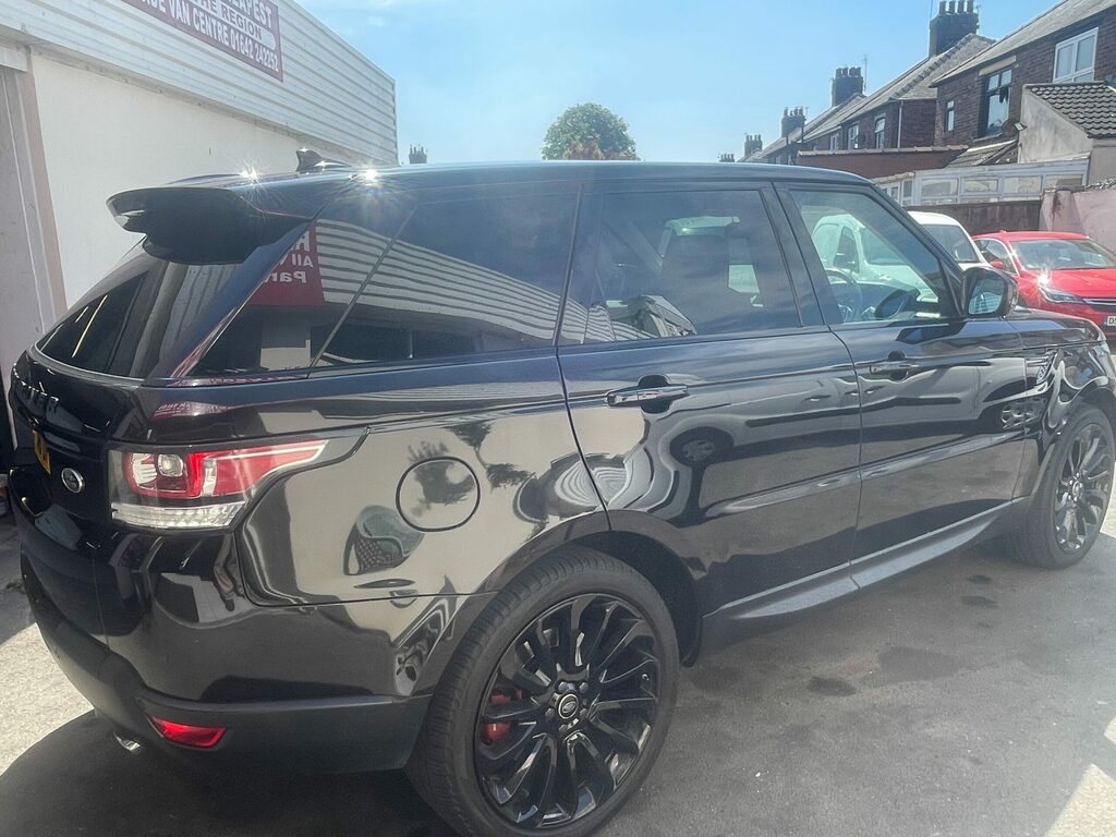 Land Rover Range Rover Sport 3.0 Range Rover Sport Hse Sdv6 306 Bhp Black