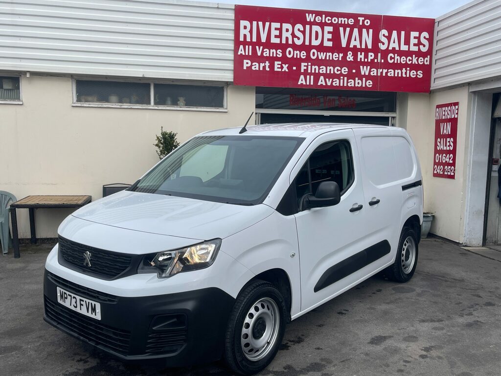 Peugeot Partner 1.5 Partner Professional Premium Bhdi 100.6 Bhp White