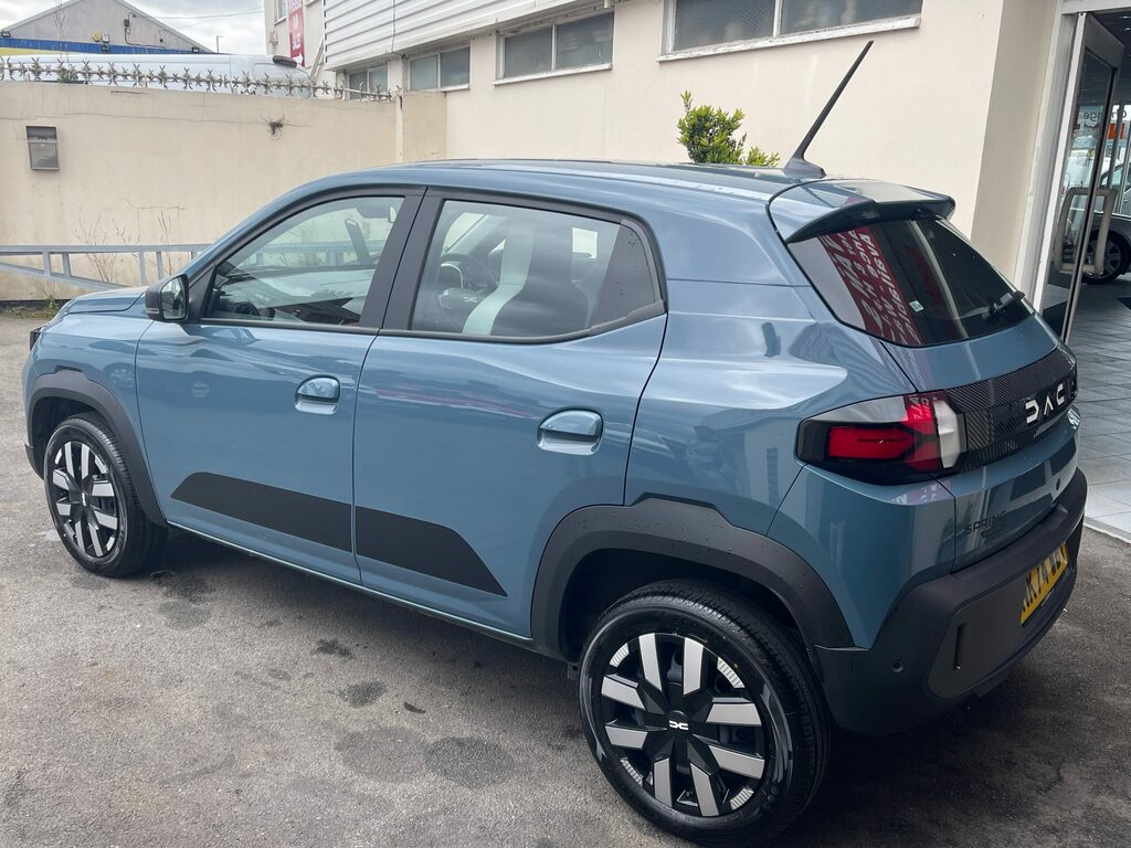 Dacia Spring 0.0 Spring Expression Ev 64.4 Bhp NK74WBT Blue #2