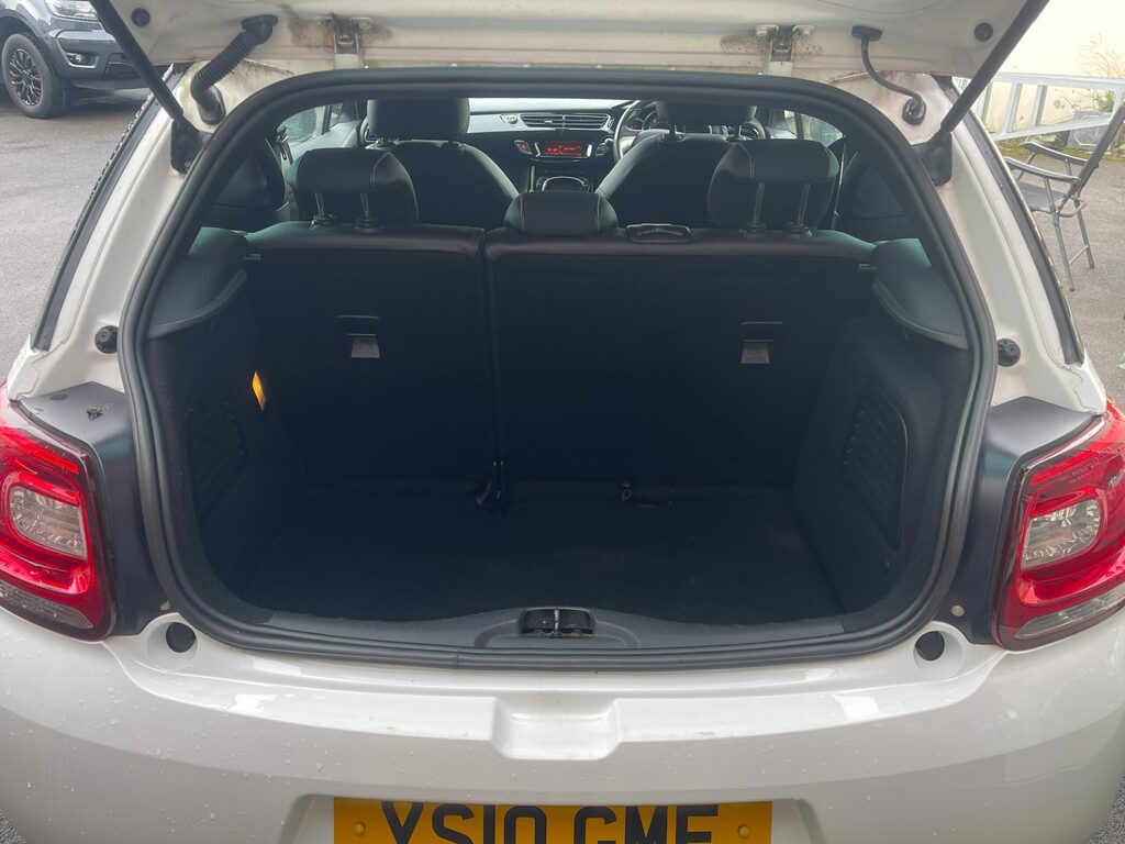 Citroen DS3 1.6 Ds3 D Style 120 Bhp White #4