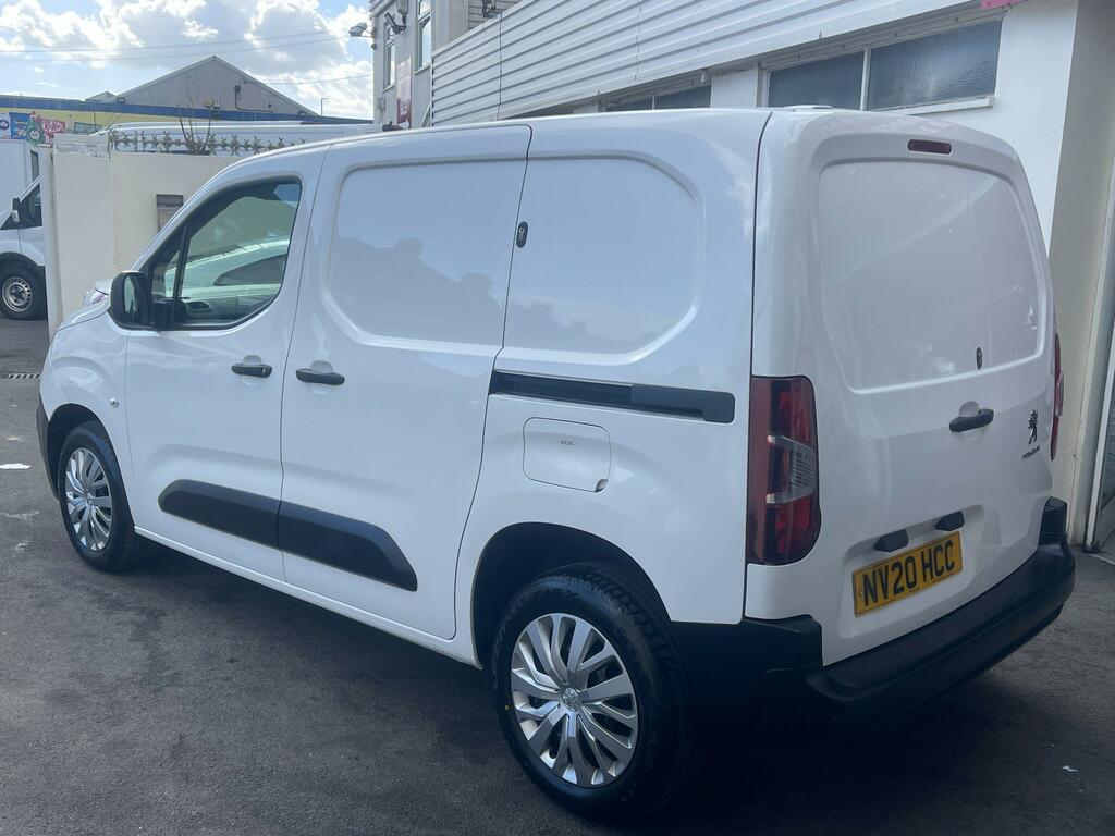 Peugeot Partner Diesel White