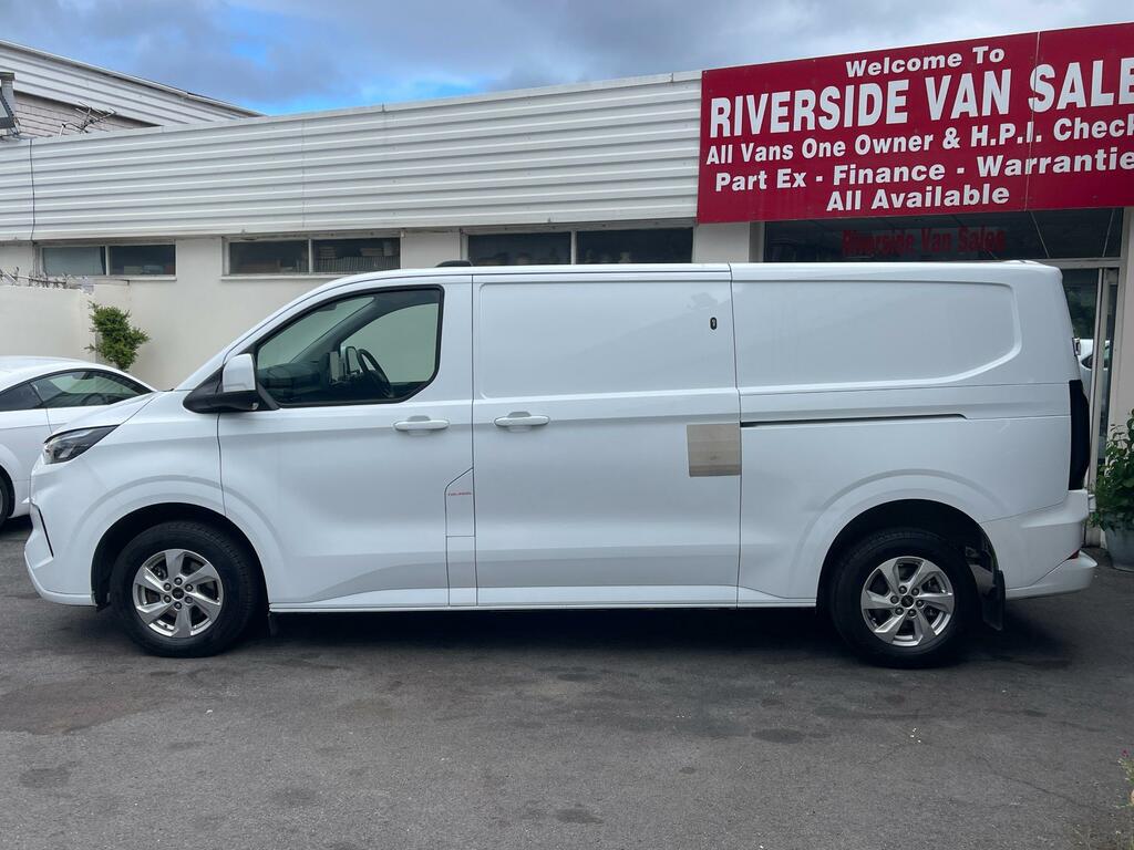 Ford Transit Custom Diesel White