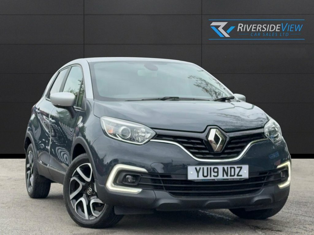 Renault Captur 1.3L Iconic Blue