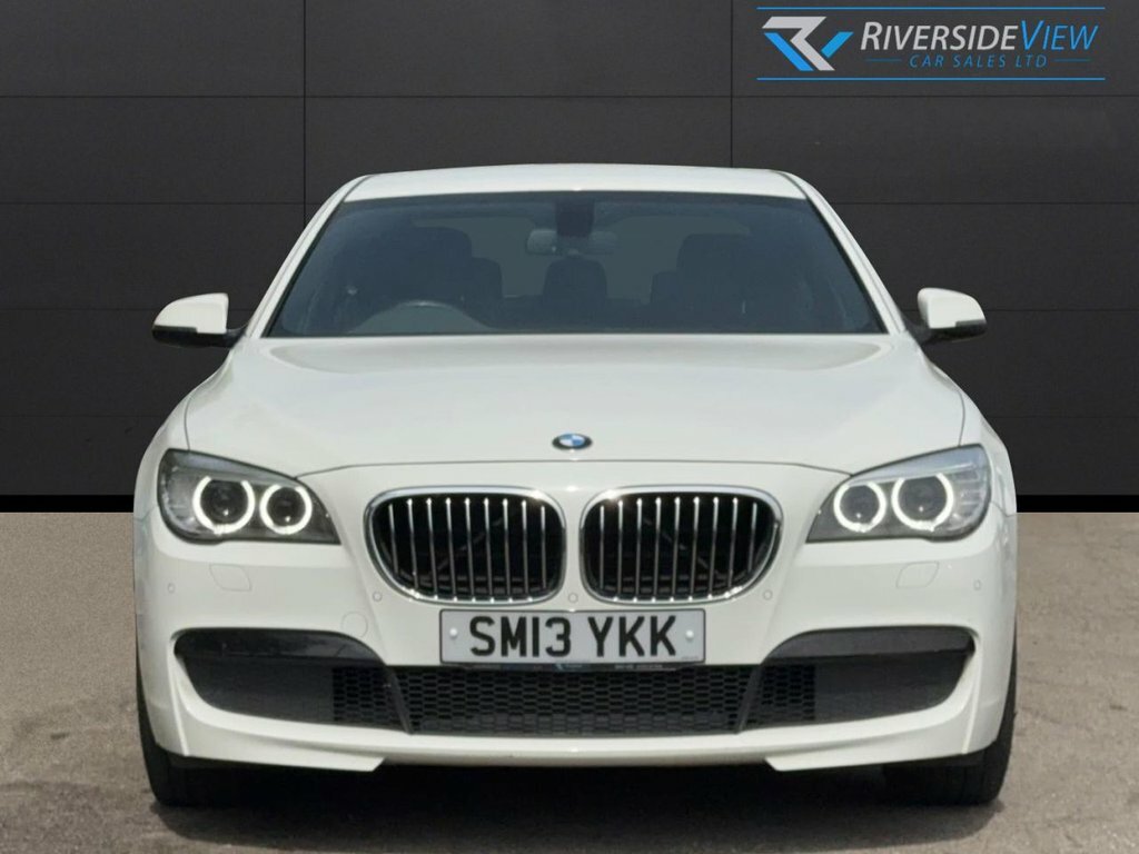 BMW 7 Series 3L M Sport White #3