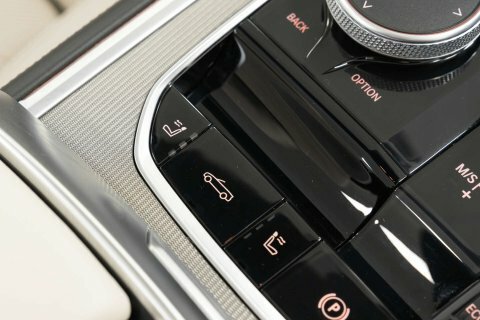 BMW 8 Series Automatic White #23
