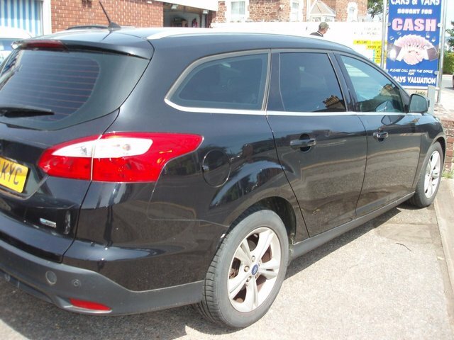 Ford Focus 1.6 Tdci Zetec Estate PJ62KYC Black #2