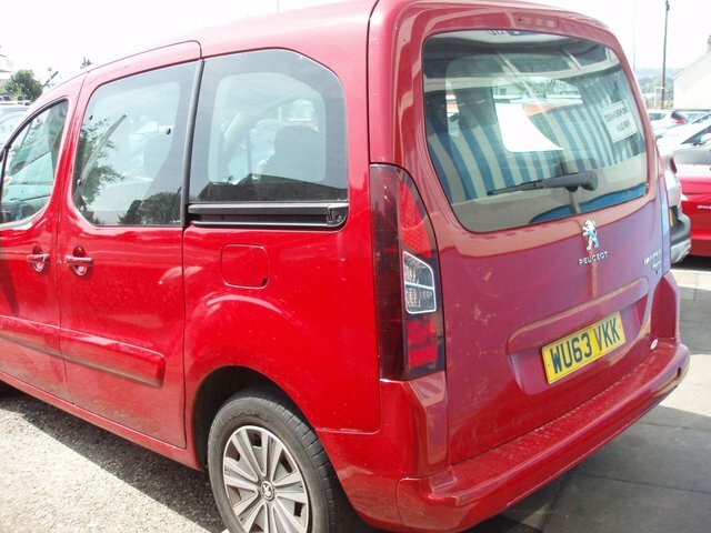 Peugeot Partner Tepee 1.6 Hdi Tepee S Red #3