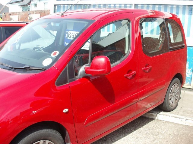 Peugeot Partner Tepee 1.6 Hdi Tepee S Red #2