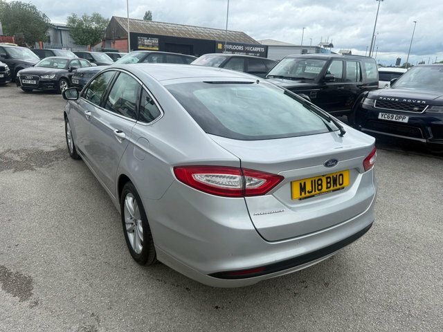 Ford Mondeo Ecoboost Zetec Hatchback Silver #5