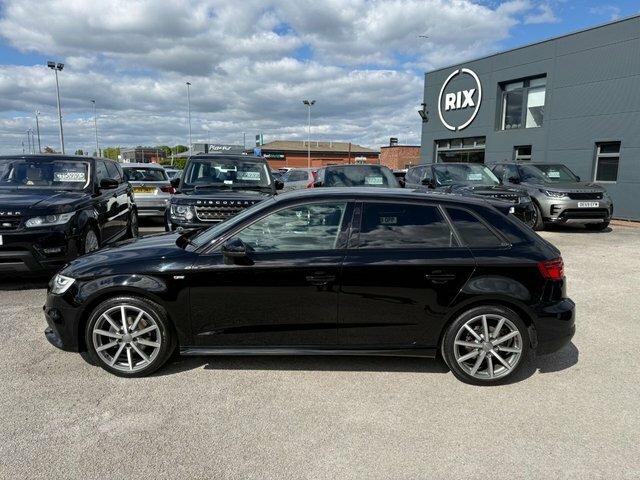 Audi A3 Tfsi Black Edition Sportback YH18DDY Black #3
