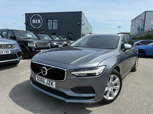 Volvo V90 D4 Momentum Estate Grey