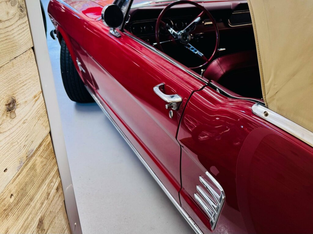 Ford Mustang Convertible NAB713D Red #4